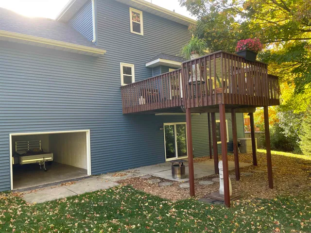 $380,000 | 2640 Sioux Court, Rockford, IL 61109