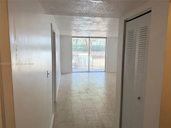 $1,675 | 482 Northwest 165th Street, Unit A103, Miami, FL 33169