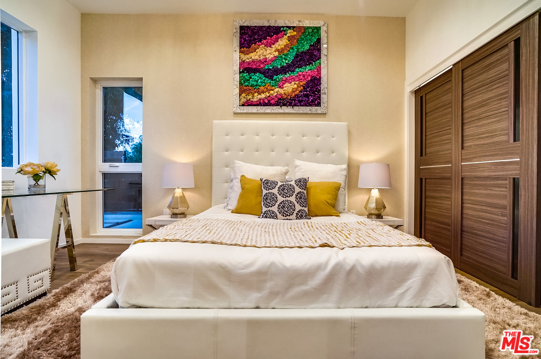 11658 Morrison Street Valley Village, CA 91601 - Photo 29 of 33