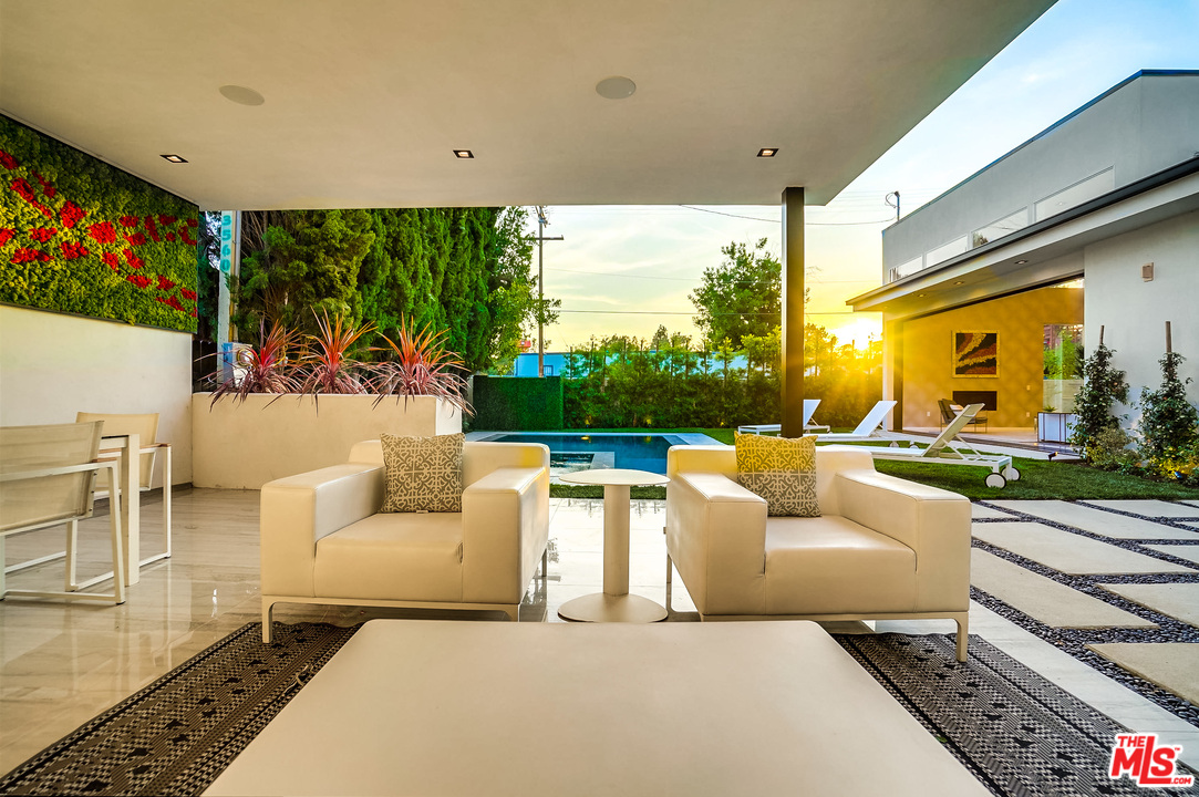 11658 Morrison Street Valley Village, CA 91601 - Photo 32 of 33