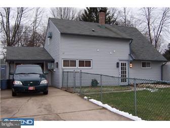 27 Indian Red Road Levittown, PA 19057 - Photo 1 of 12 Exterior Front