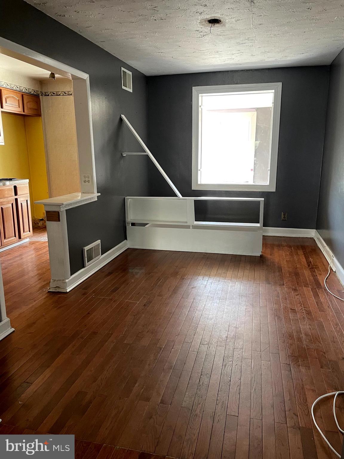 7331 Kirtley Road Baltimore, MD 21224 - Photo 7 of 17