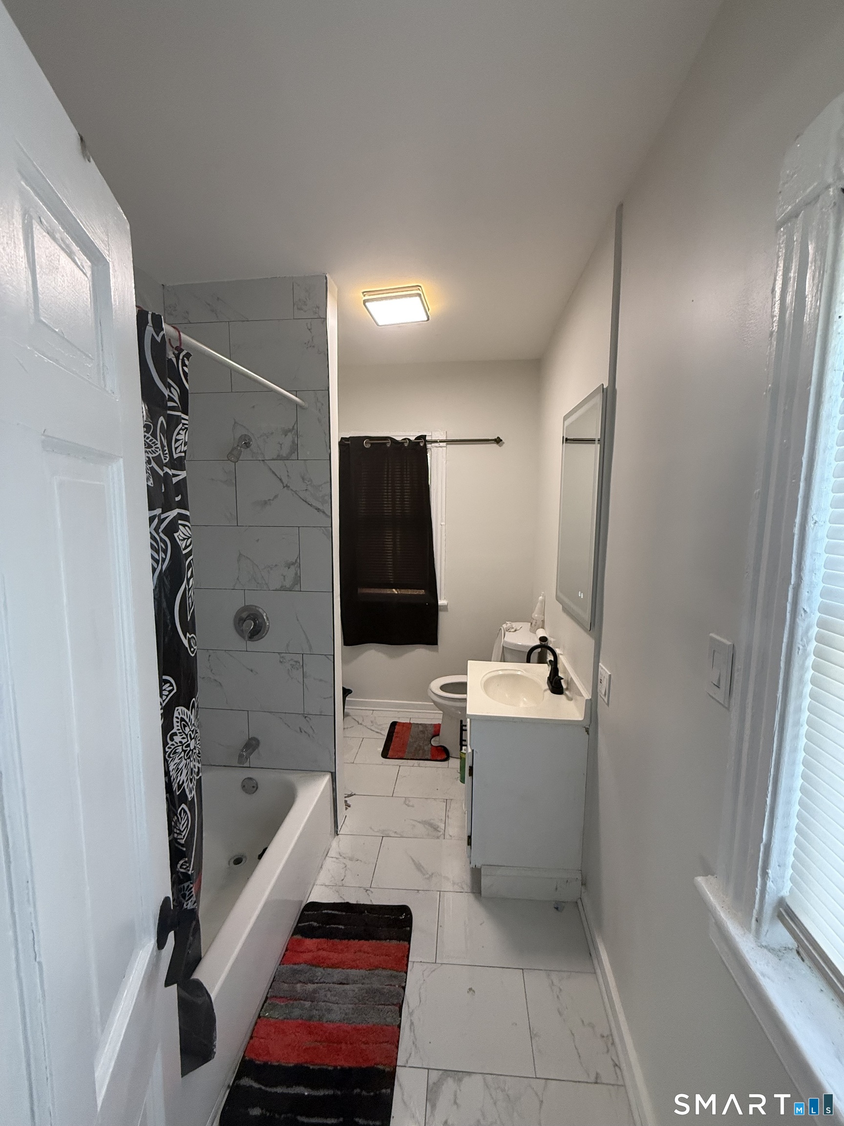 239 Beardsley Street Bridgeport, CT 06607 - Photo 11 of 20