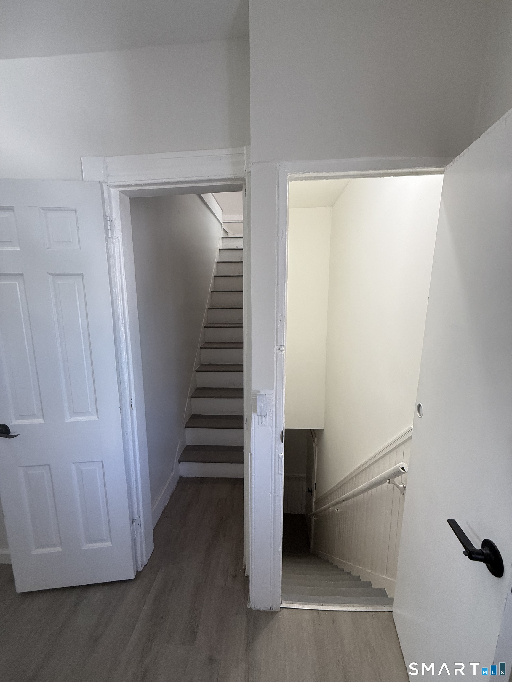 239 Beardsley Street Bridgeport, CT 06607 - Photo 13 of 20