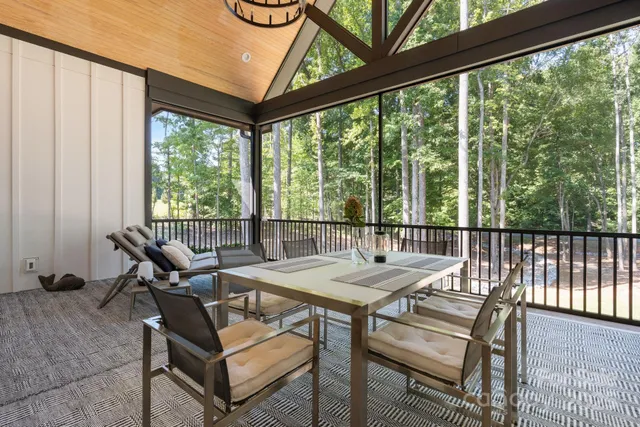 $1,399,999 | 8527 Fieldstone Drive, Terrell, NC 28682