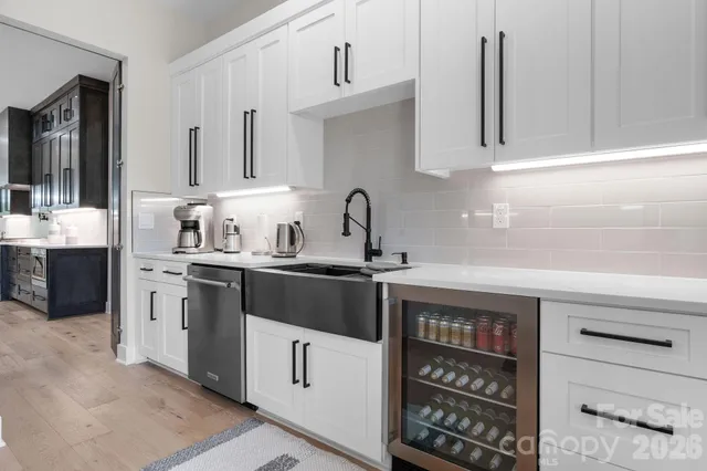 $1,399,999 | 8527 Fieldstone Drive, Terrell, NC 28682