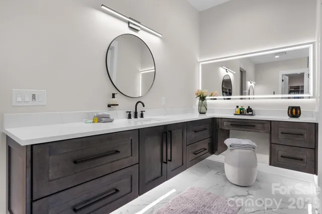 $1,399,999 | 8527 Fieldstone Drive, Terrell, NC 28682