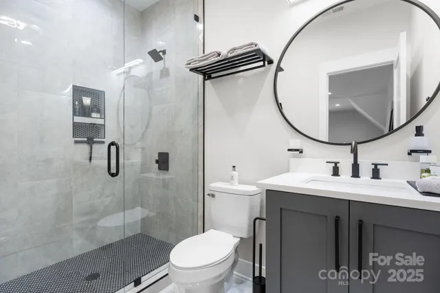 $1,399,999 | 8527 Fieldstone Drive, Terrell, NC 28682