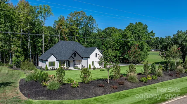 $1,399,999 | 8527 Fieldstone Drive, Terrell, NC 28682