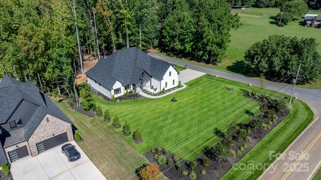 $1,399,999 | 8527 Fieldstone Drive, Terrell, NC 28682
