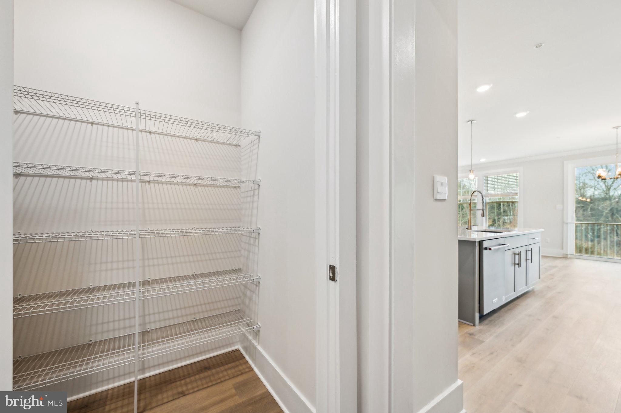 21710 Woodfield Road Gaithersburg, MD 20882 - Photo 28 of 133 Gallery Image 28