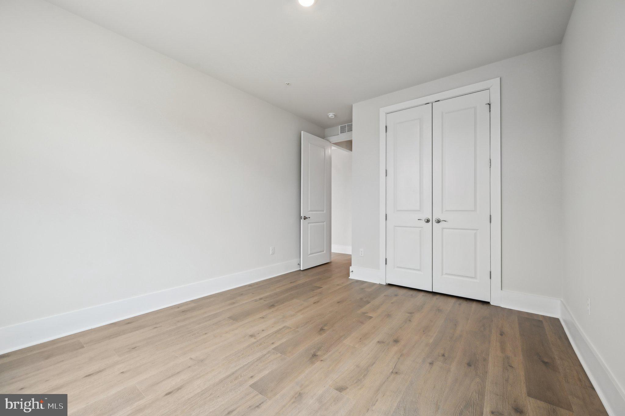21710 Woodfield Road Gaithersburg, MD 20882 - Photo 31 of 133 Gallery Image 31