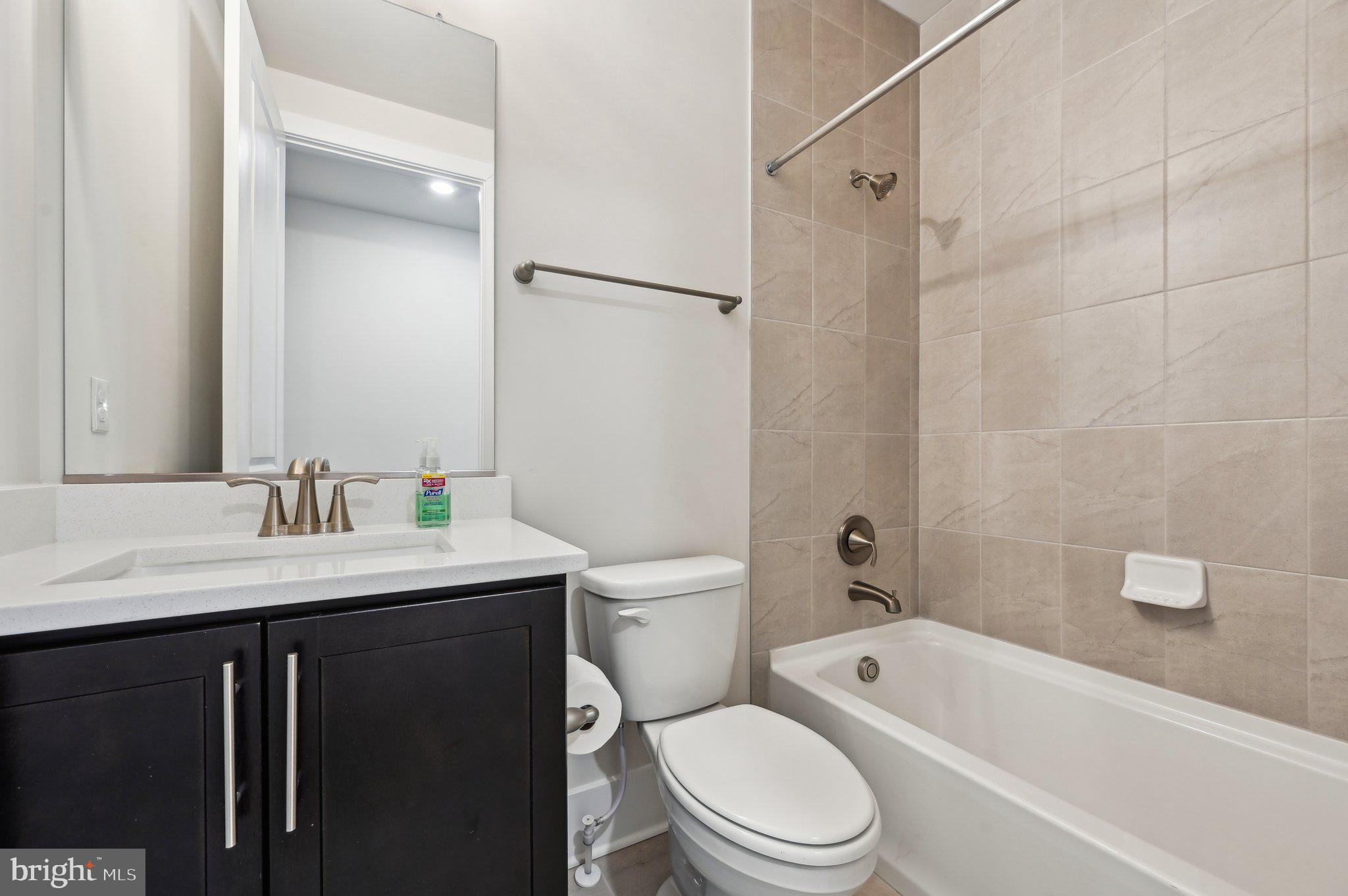 21710 Woodfield Road Gaithersburg, MD 20882 - Photo 32 of 133 Gallery Image 32