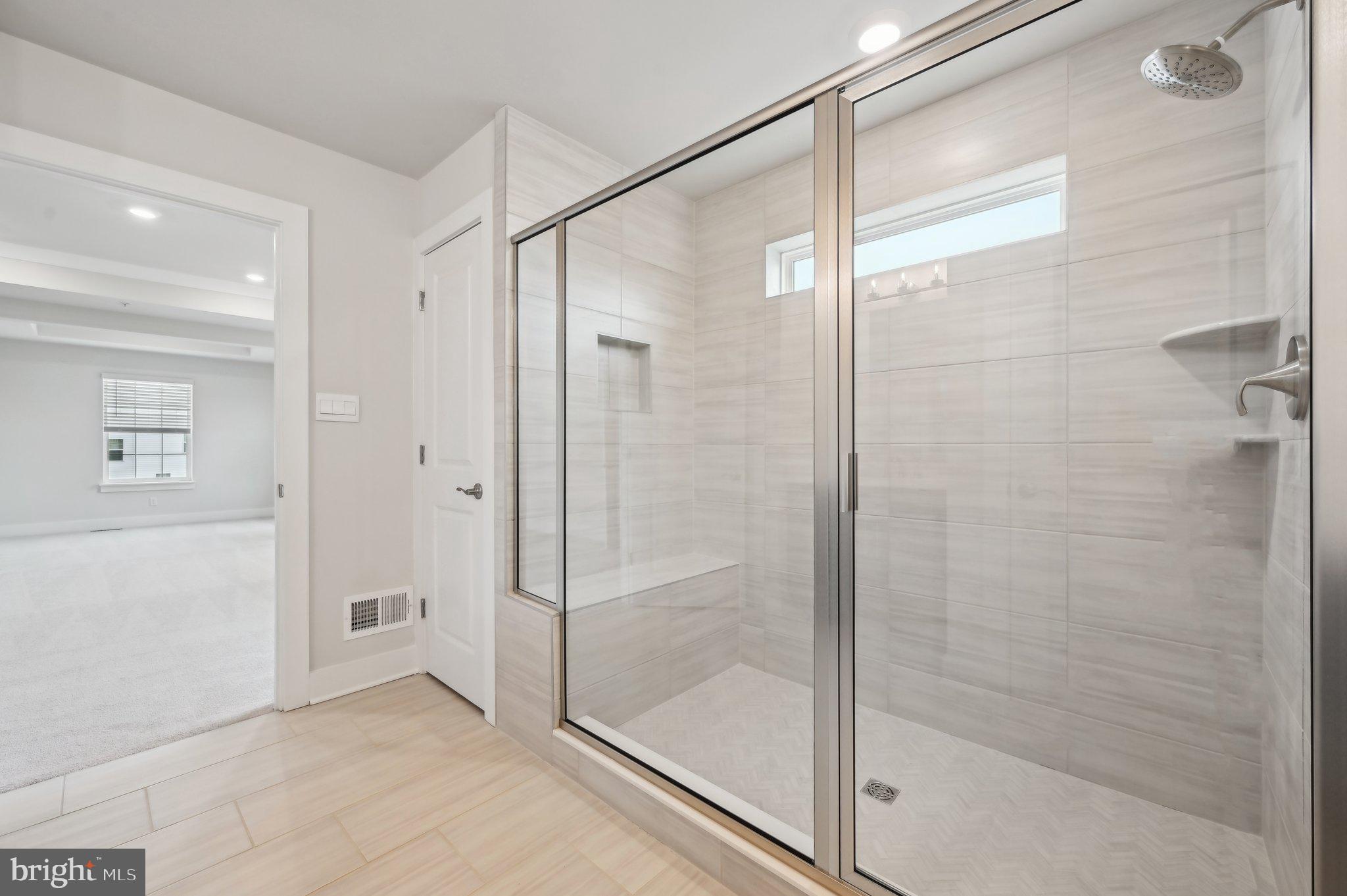21710 Woodfield Road Gaithersburg, MD 20882 - Photo 45 of 133 Gallery Image 45