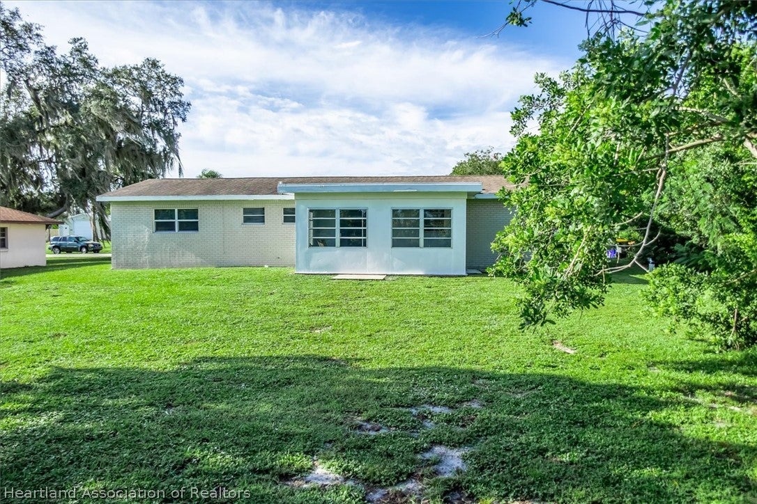 125 Lemon Road Northwest Lake Placid, FL 33852 - Photo 33 of 39 Gallery Image 33
