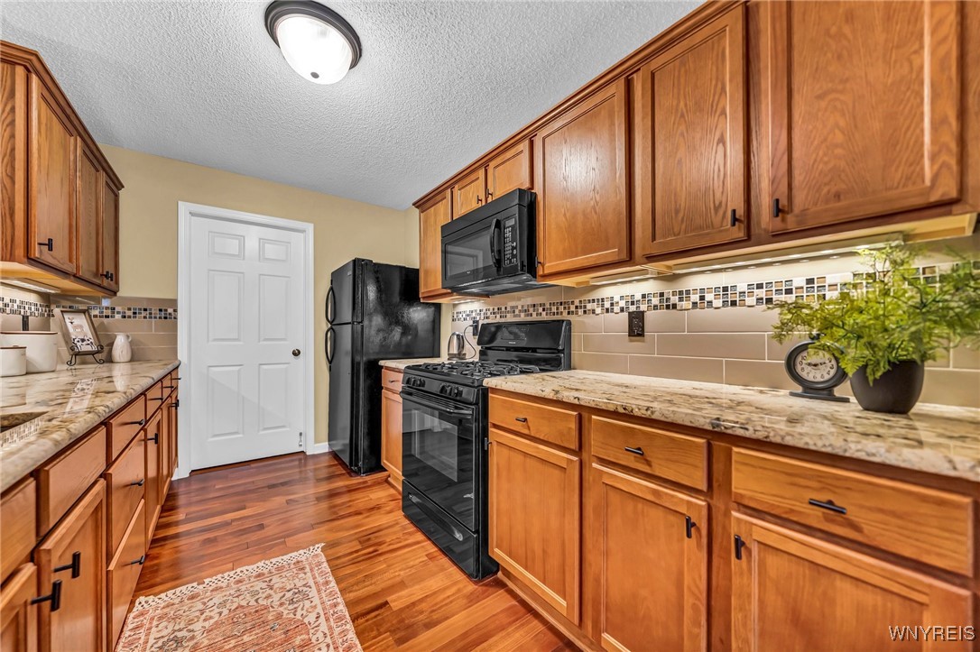 71 Hanover Street Lancaster, NY 14086 - Photo 14 of 40