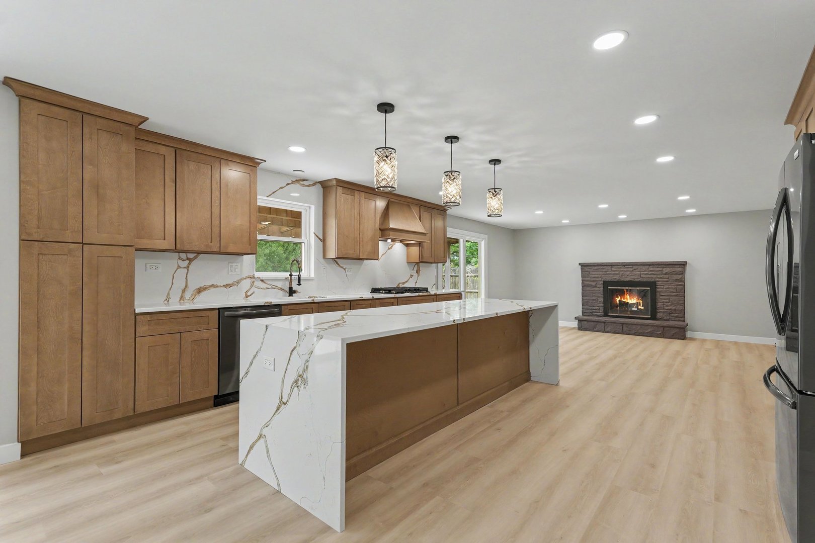 1504 Pfingsten Road Glenview, IL 60025 - Photo 4 of 42