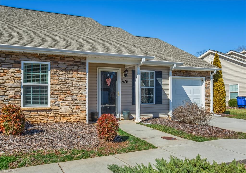 3118 Hyde Pl Circle Winston-Salem, NC 27103 - Photo 3 of 26