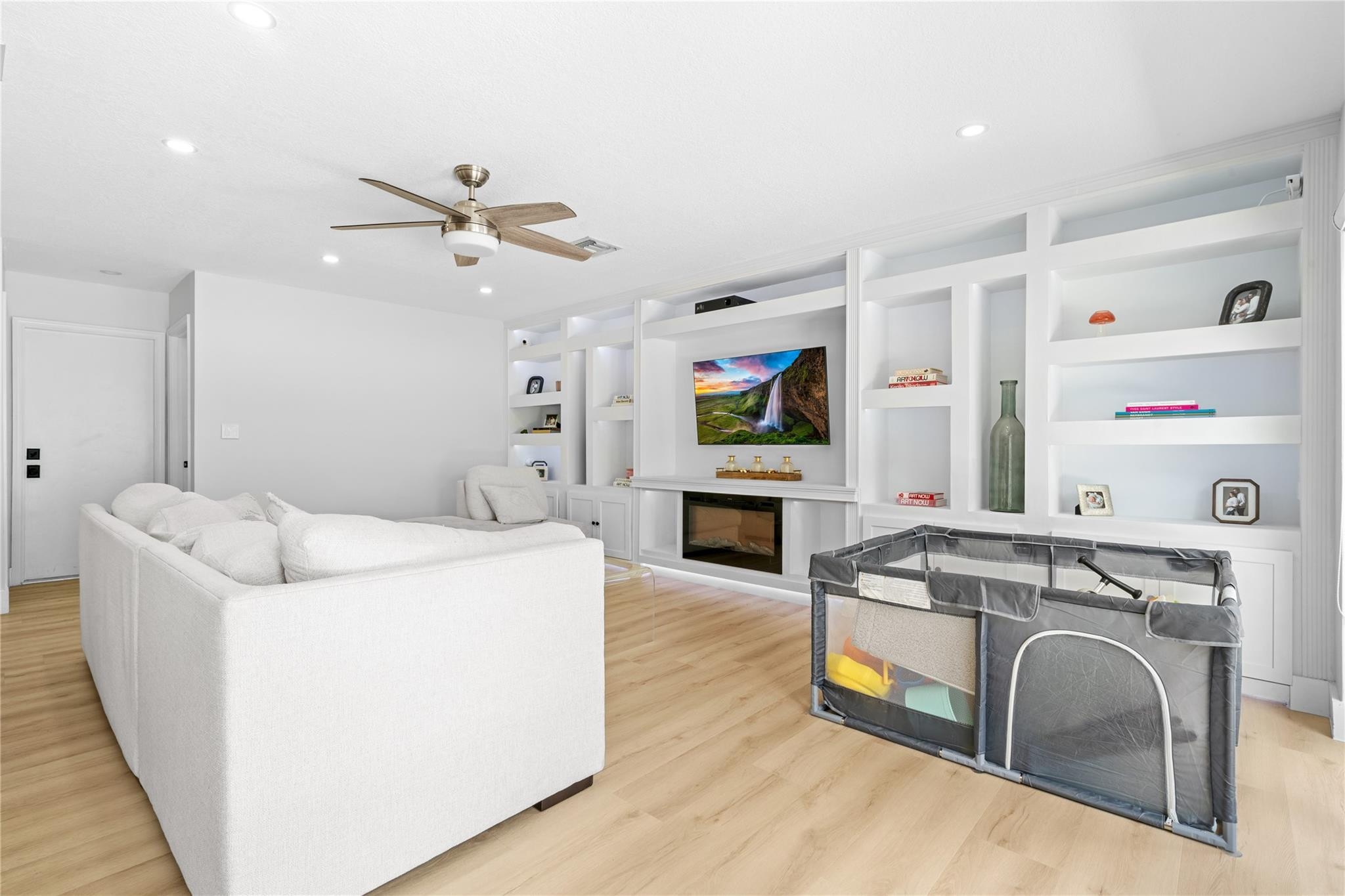 14908 Southwest 143rd Place Miami, FL 33186 - Photo 21 of 45 Photo 21