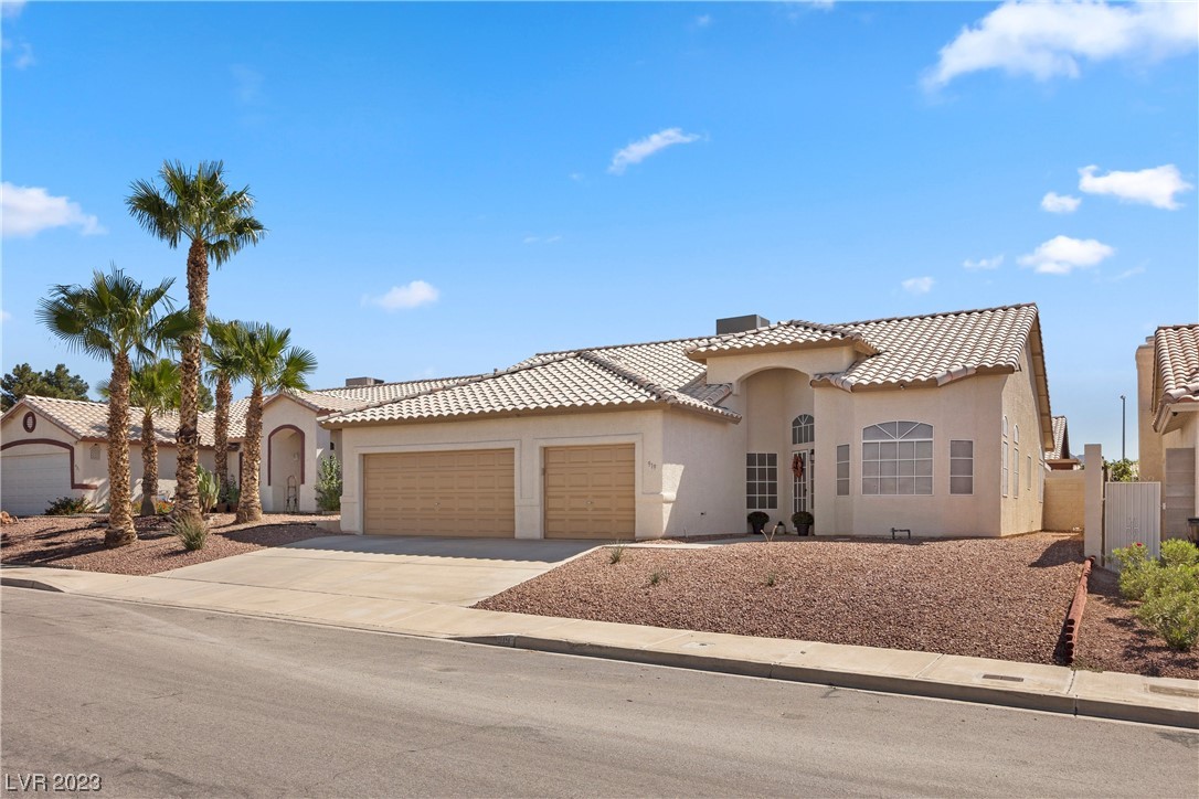 919 Shadowfax Road Henderson, NV 89015 - Photo 2 of 41 Gallery Image 2
