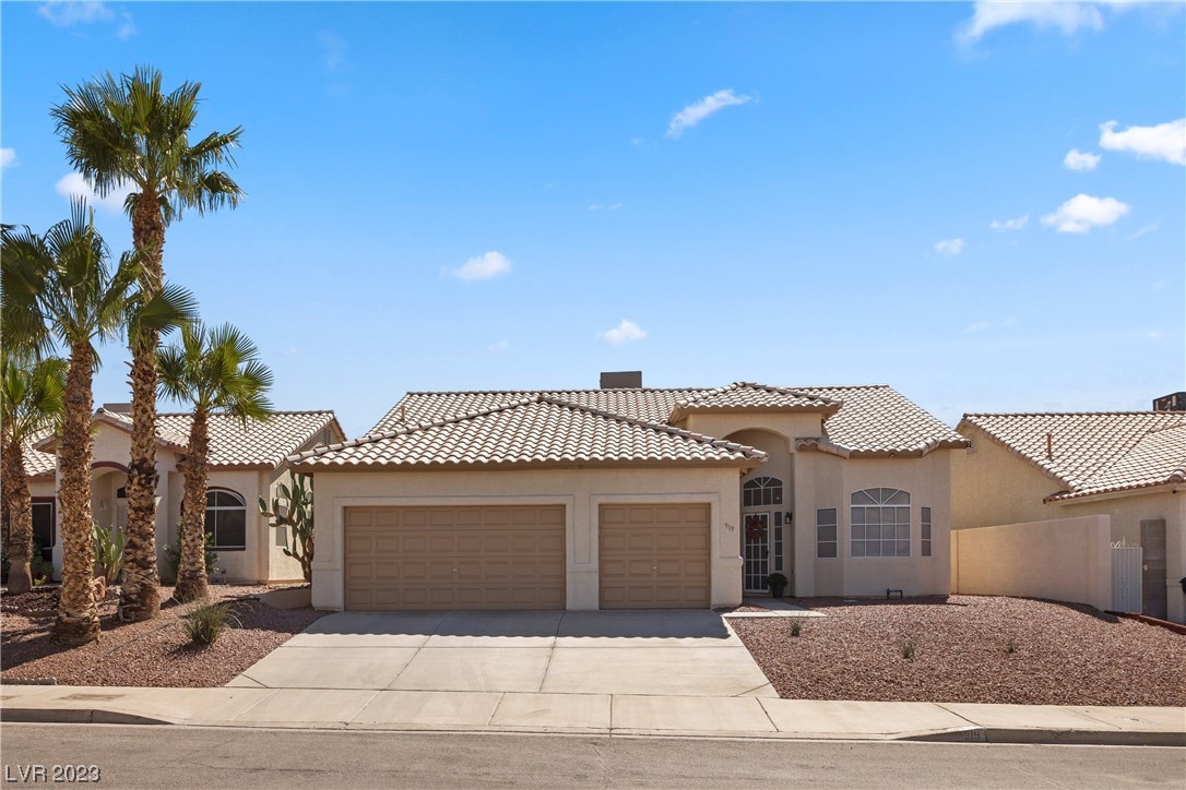 919 Shadowfax Road Henderson, NV 89015 - Photo 3 of 41 Gallery Image 3