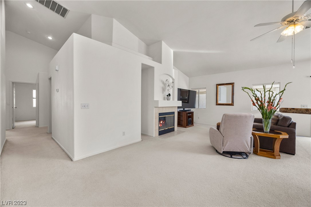 919 Shadowfax Road Henderson, NV 89015 - Photo 10 of 41 Gallery Image 10