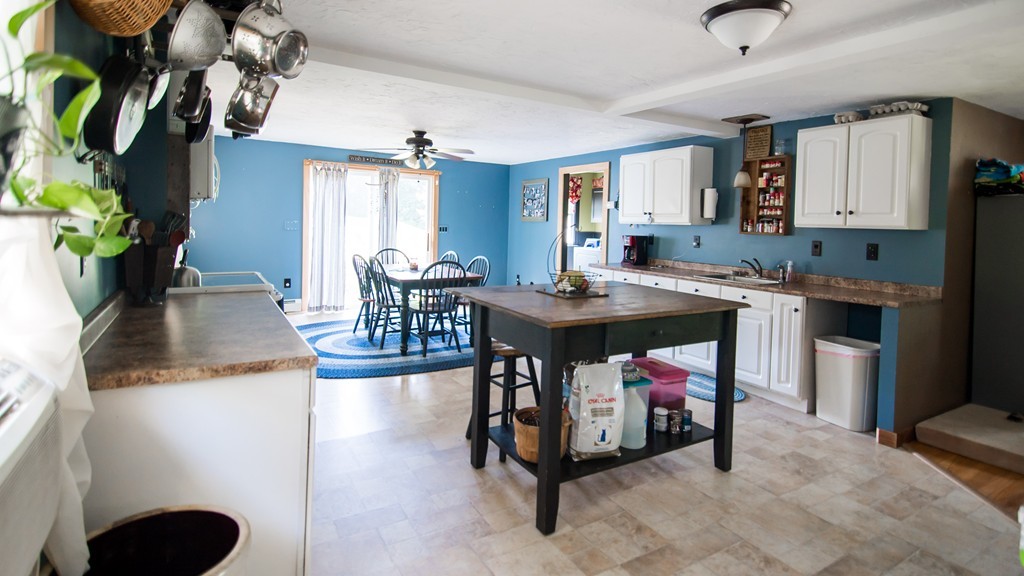 96 Federal Hill Road Oxford, MA 01540 - Photo 3 of 20 Gallery Image 3