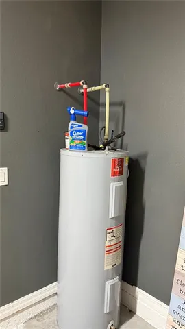 $2,300 | 3603 Umbrella Court, Tavares, FL 32778