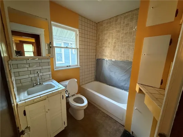 $226,900 | 4324 Cambridge Street, Kansas City, KS 66103