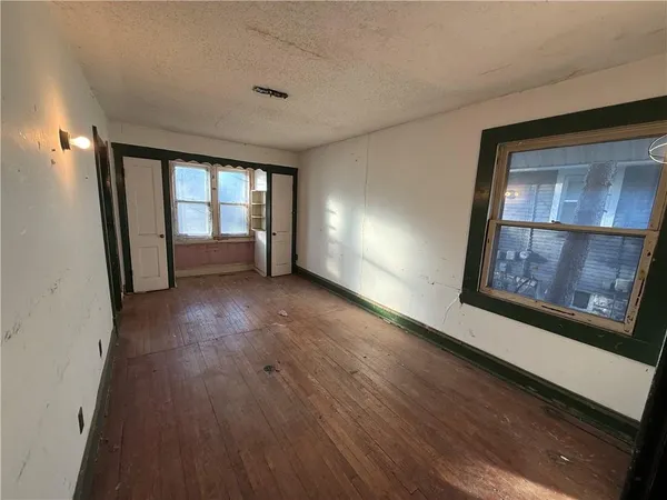 $226,900 | 4324 Cambridge Street, Kansas City, KS 66103