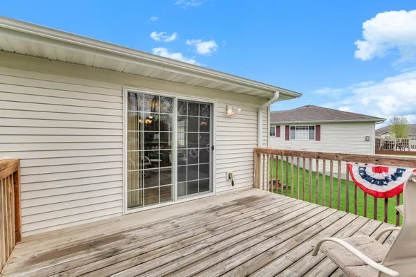 $325,000 | 264 Cedar Cove Lane, Owatonna, MN 55060