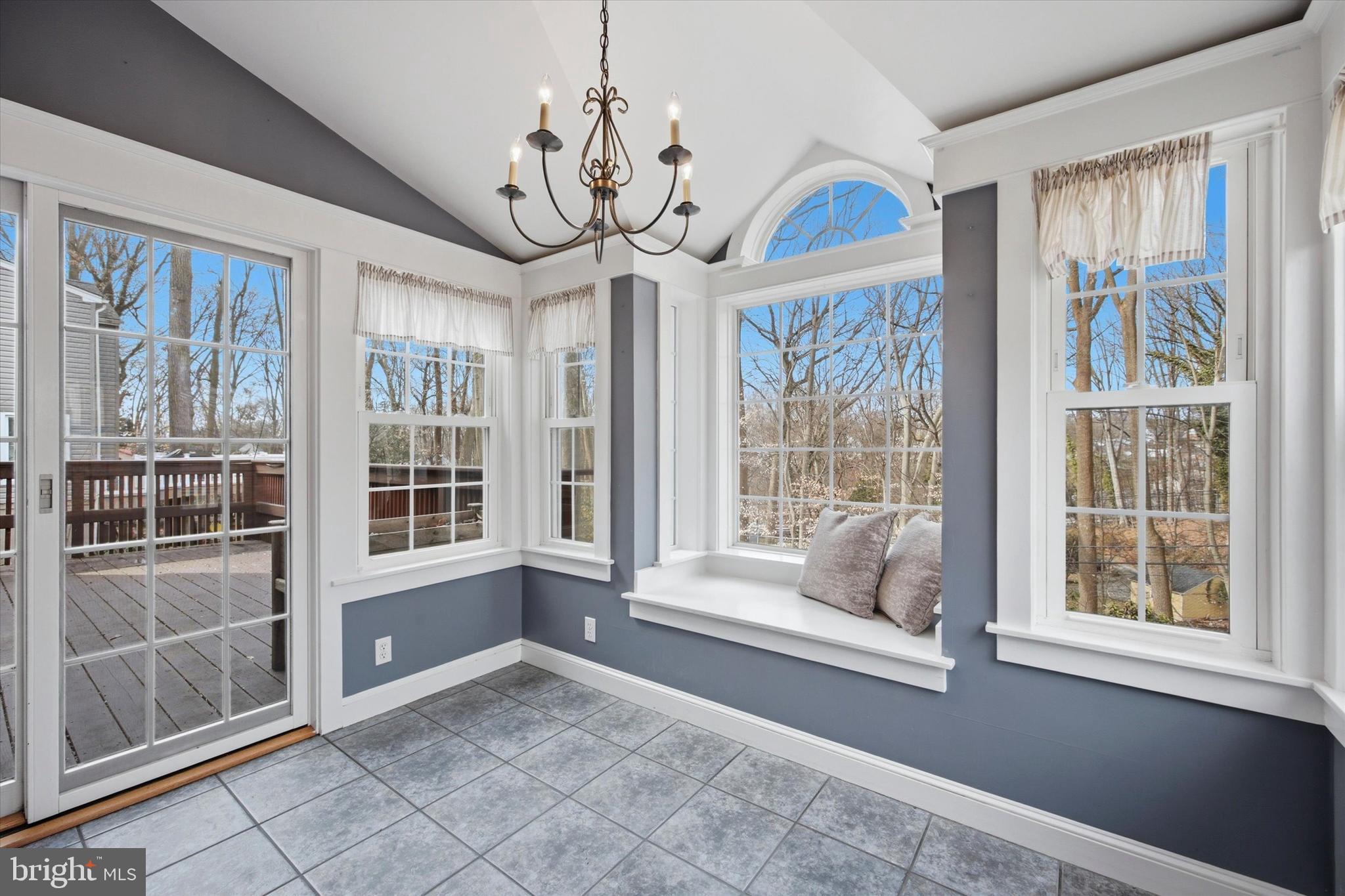 436 Kerr Lane Springfield, PA 19064 - Photo 15 of 52 a living room with windows
