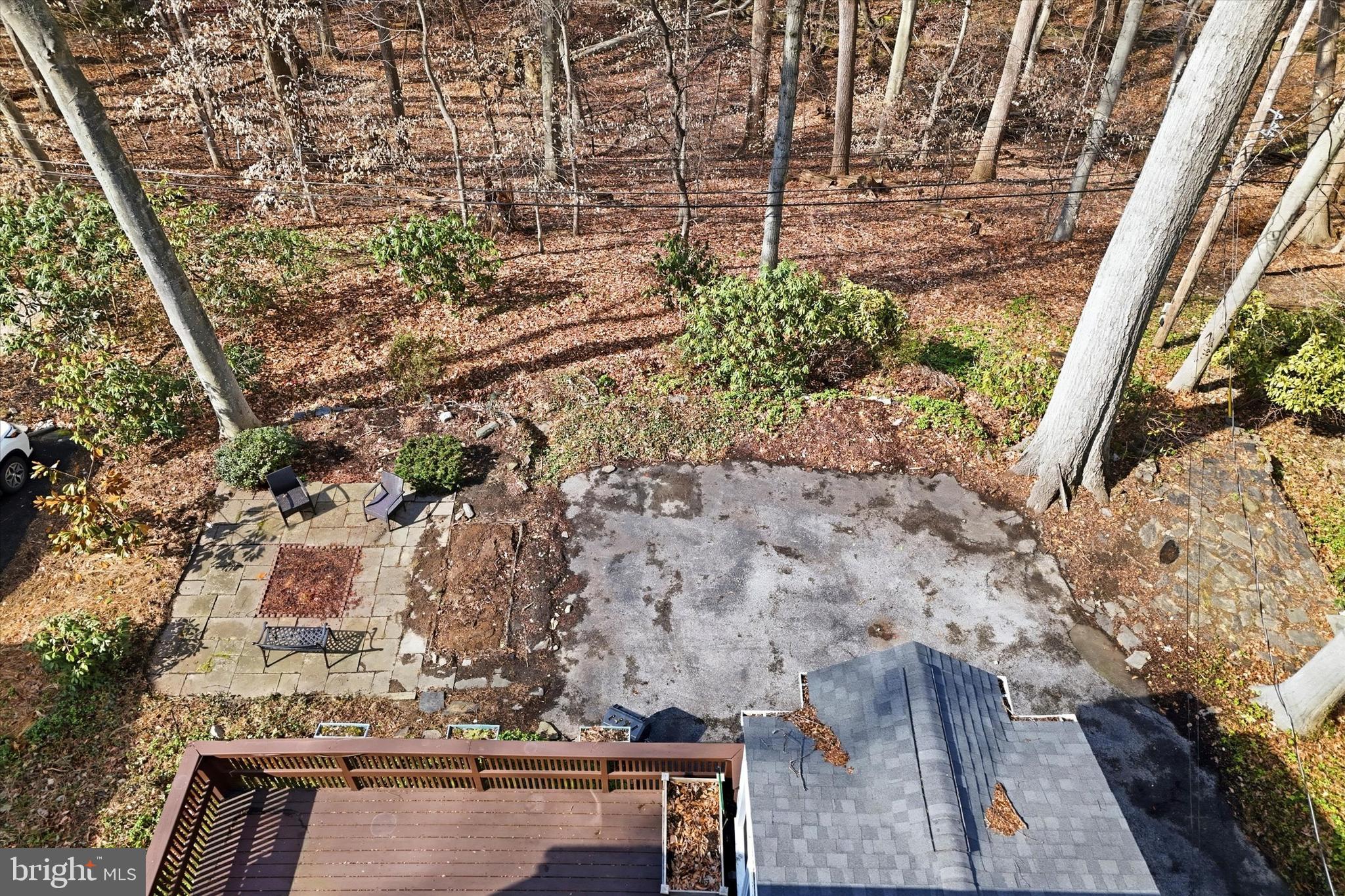 436 Kerr Lane Springfield, PA 19064 - Photo 35 of 52 a view of entryway with wooden floor