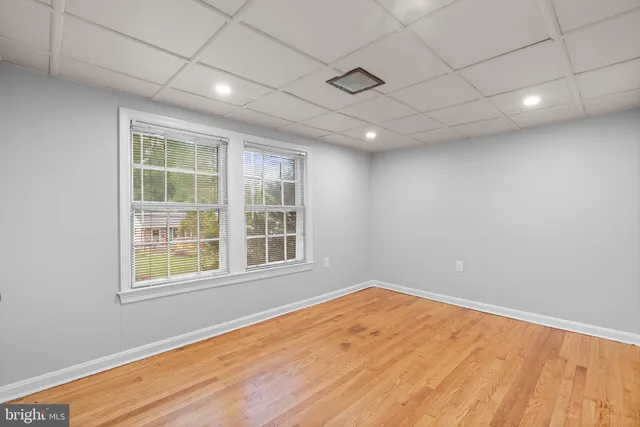 $2,900 | 715 Anderson Avenue, Rockville, MD 20850