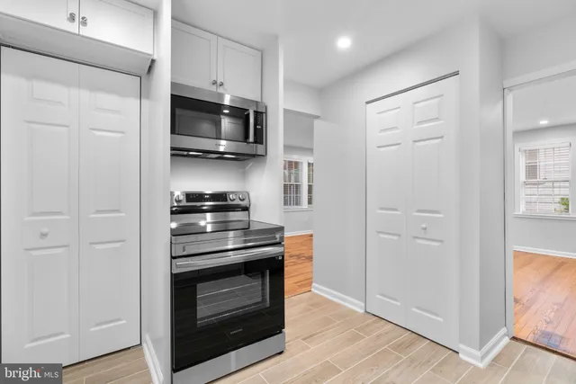 $2,900 | 715 Anderson Avenue, Rockville, MD 20850