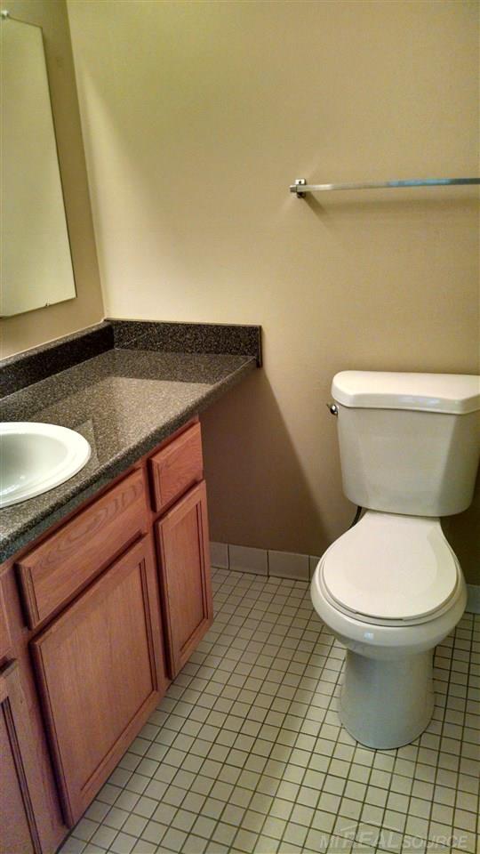 45260 Keding Street, Unit 301 Utica, MI 48317 - Photo 26 of 33