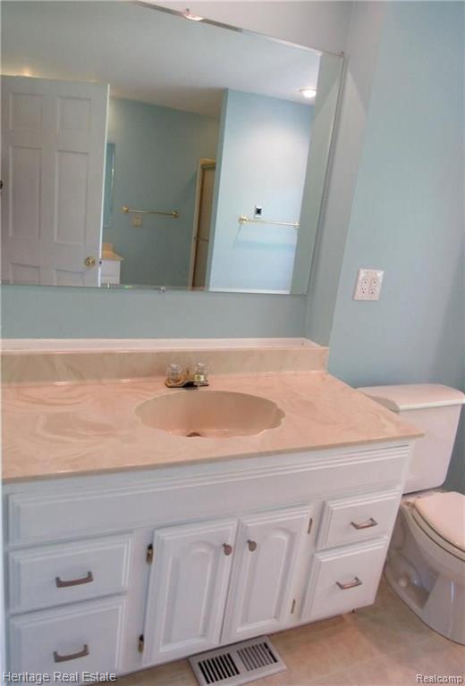 1342 North Fairview Lane Rochester, MI 48306 - Photo 23 of 39