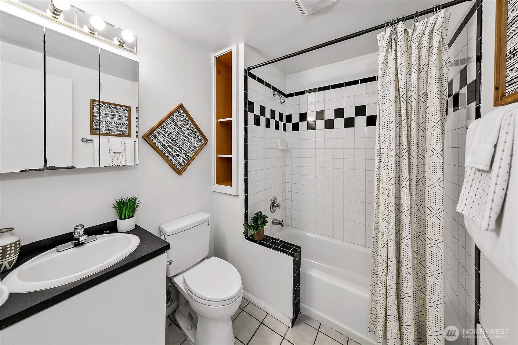 2126 North 86th Street Seattle, WA 98103 - Photo 22 of 36