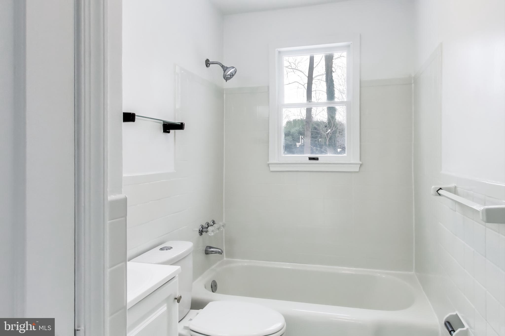122 Calvert Road Rockville, MD 20850 - Photo 13 of 29 Gallery Image 13