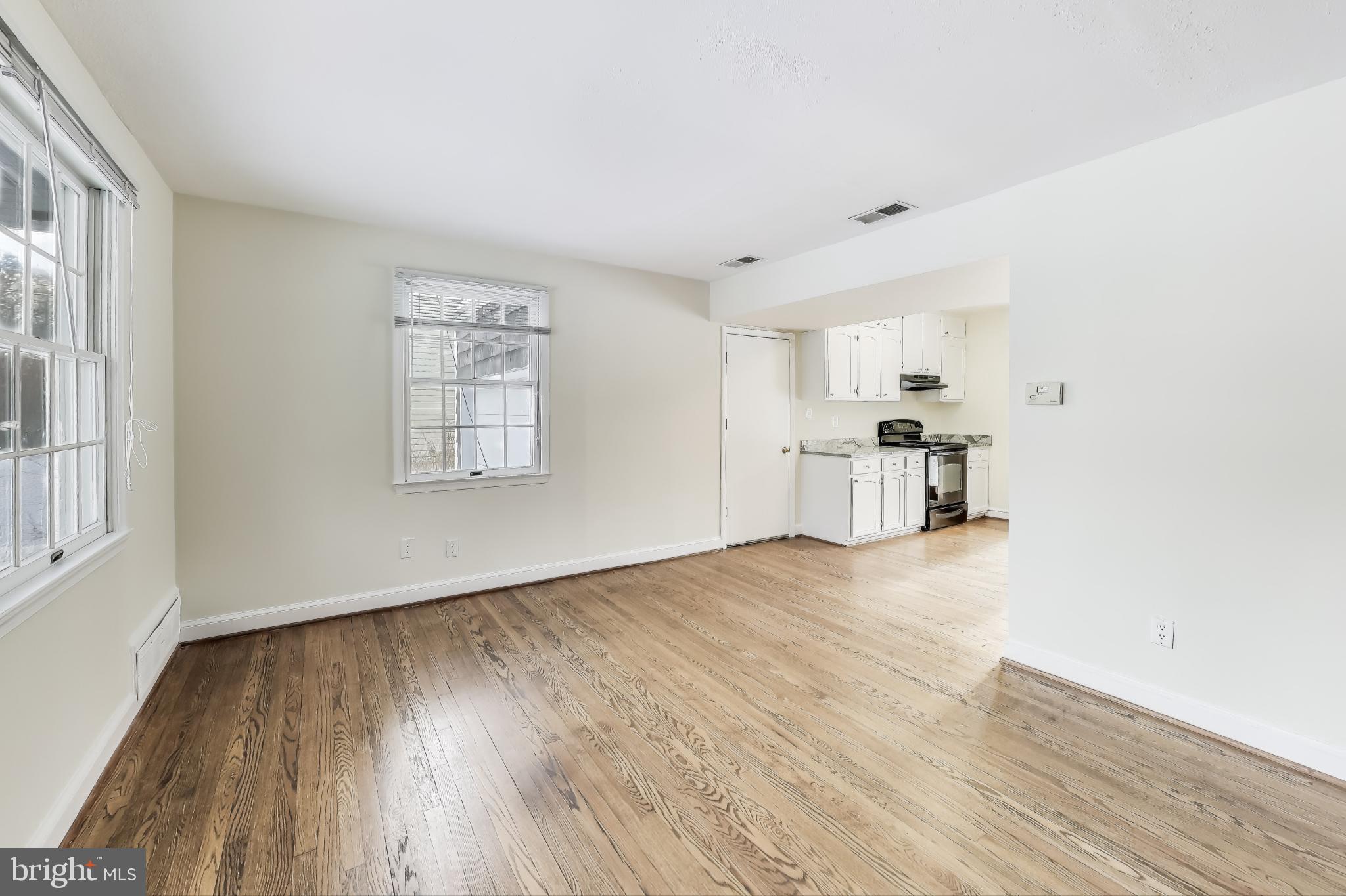 122 Calvert Road Rockville, MD 20850 - Photo 2 of 29 Gallery Image 2