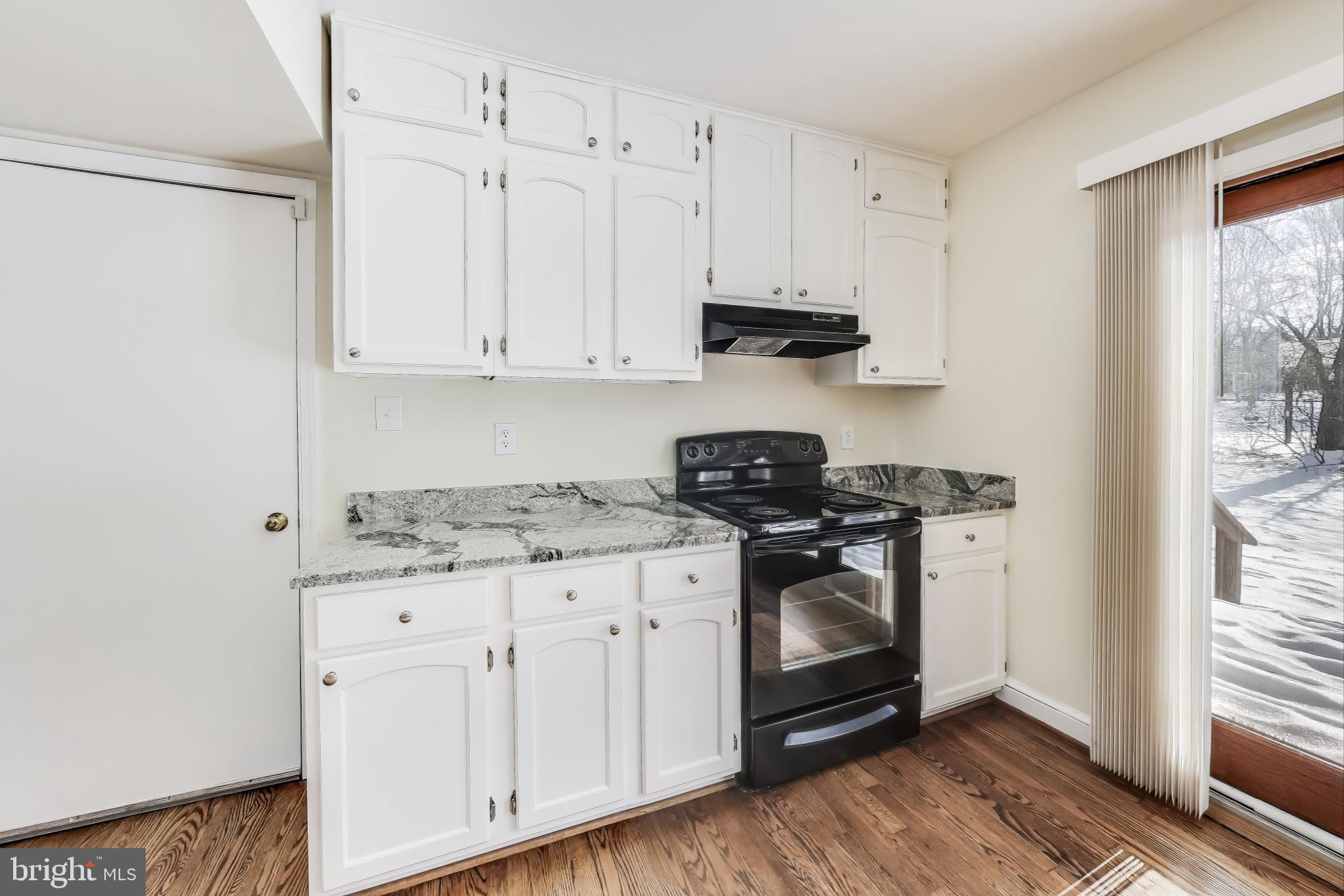 122 Calvert Road Rockville, MD 20850 - Photo 6 of 29 Gallery Image 6