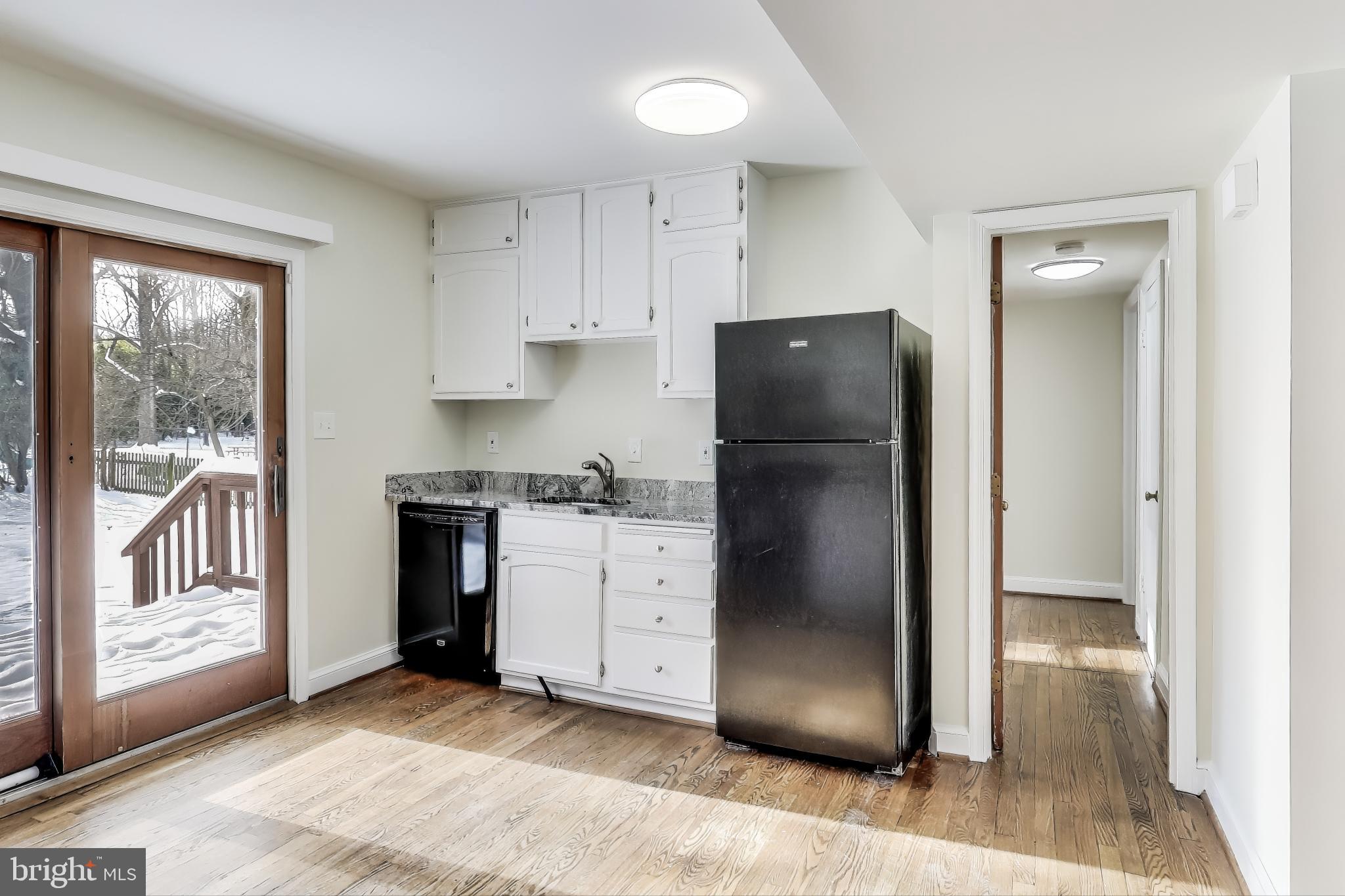 122 Calvert Road Rockville, MD 20850 - Photo 7 of 29 Gallery Image 7