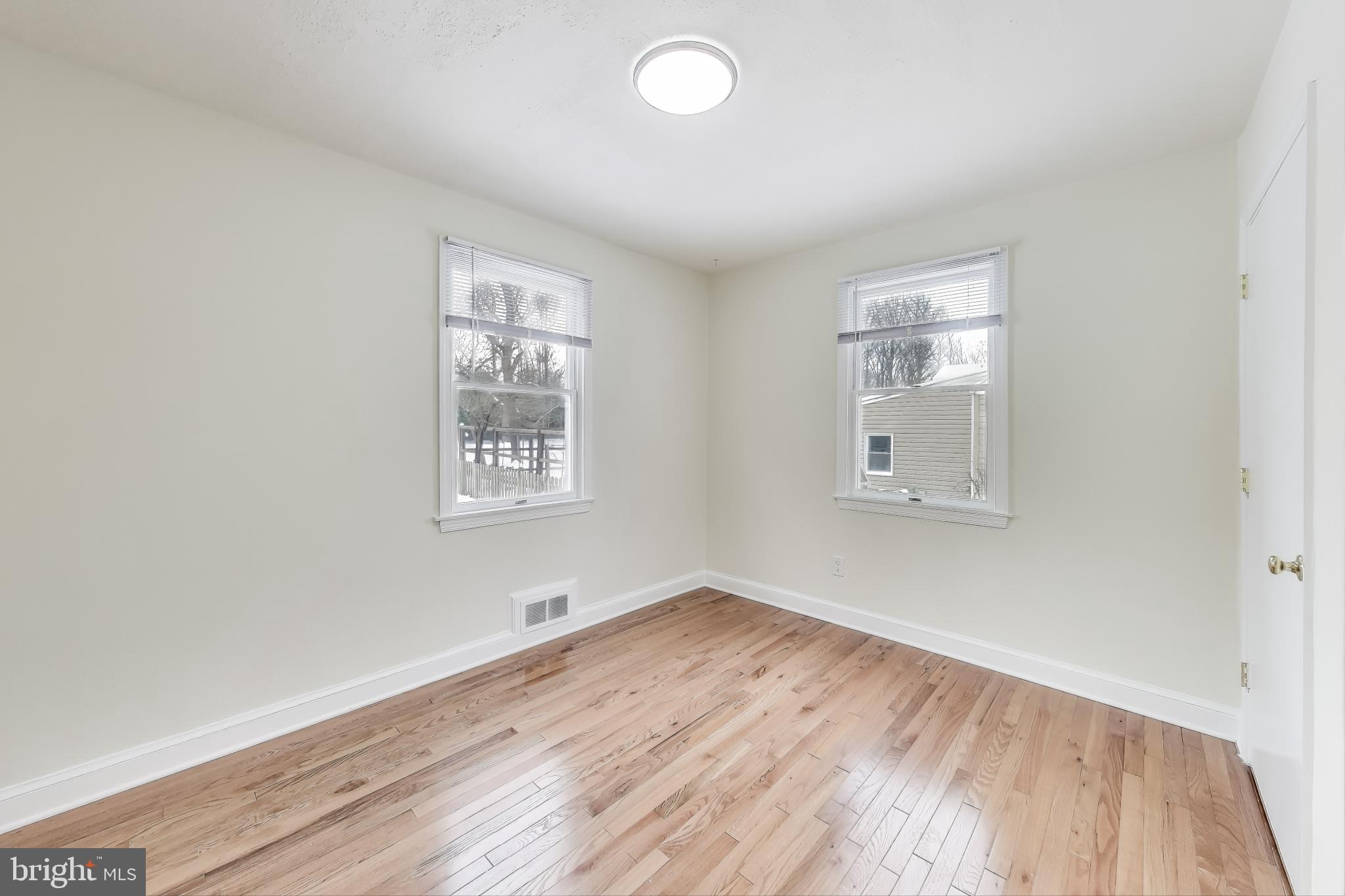 122 Calvert Road Rockville, MD 20850 - Photo 10 of 29 Gallery Image 10