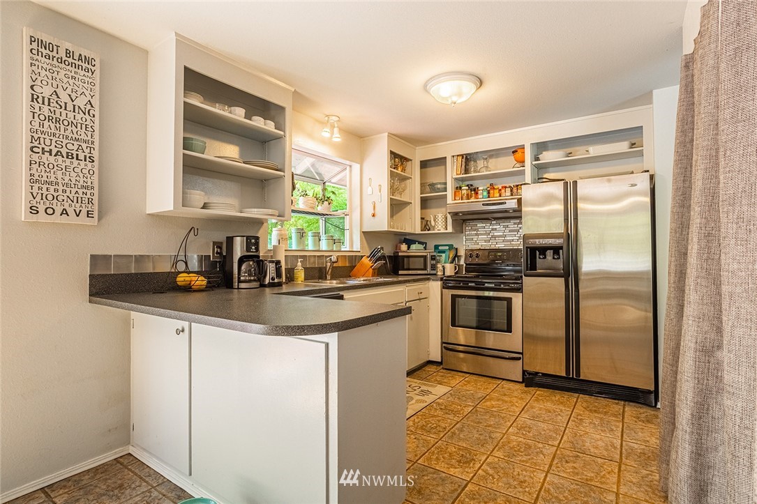 19009 101st Place Northeast Bothell, WA 98011 - Photo 14 of 40 Gallery Image 14