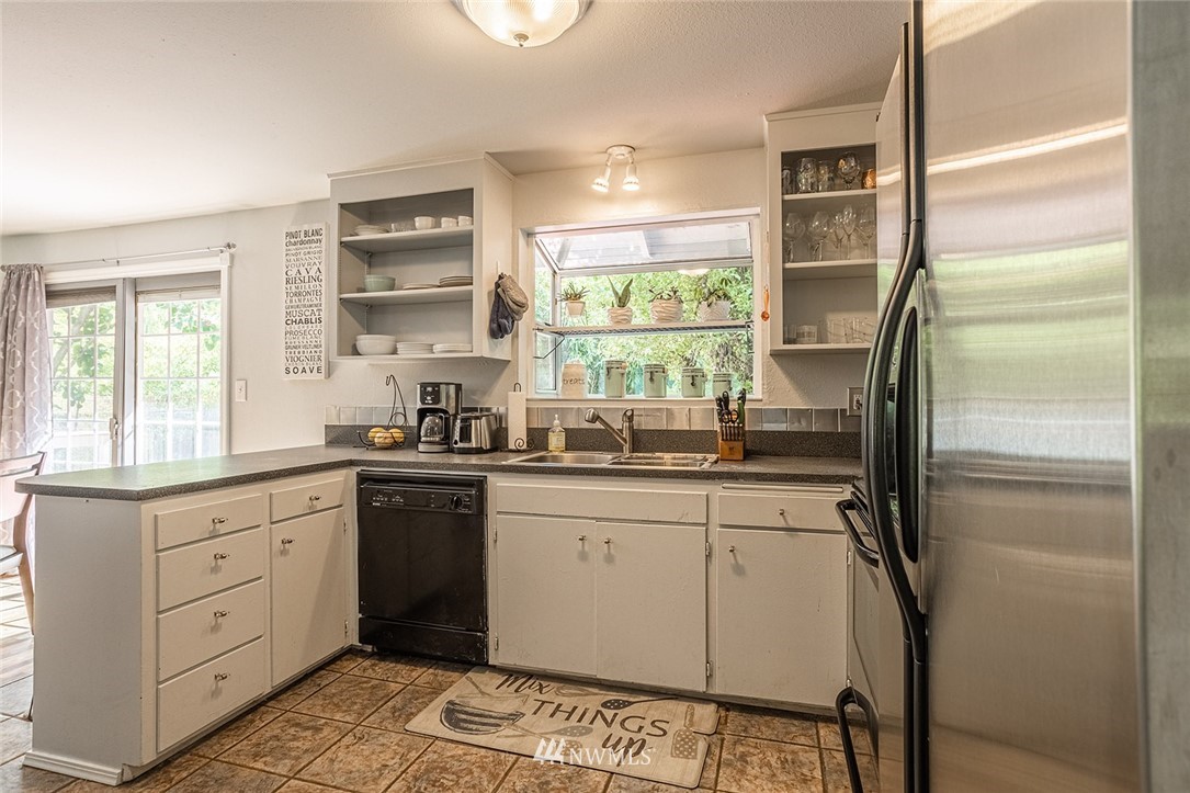 19009 101st Place Northeast Bothell, WA 98011 - Photo 15 of 40 Gallery Image 15
