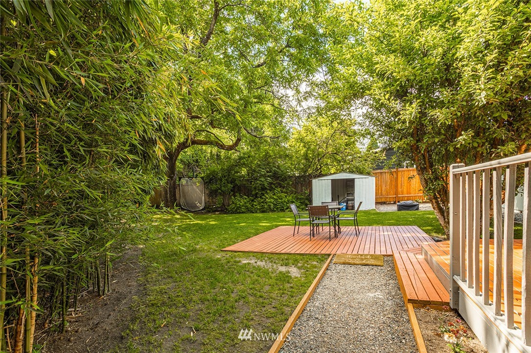 19009 101st Place Northeast Bothell, WA 98011 - Photo 28 of 40 Gallery Image 28