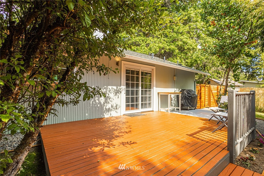 19009 101st Place Northeast Bothell, WA 98011 - Photo 30 of 40 Gallery Image 30