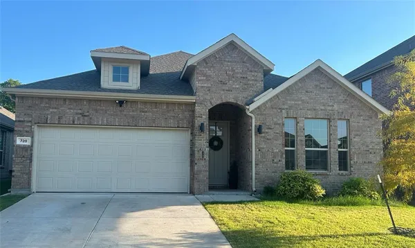 $2,600 | 720 Penvenen Place, McKinney, TX 75069