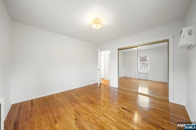 $429,000 | 620 C Grand, Leonia, NJ 07605