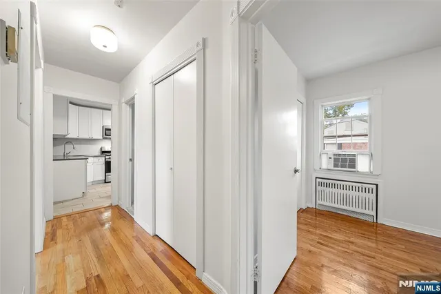 $429,000 | 620 C Grand, Leonia, NJ 07605